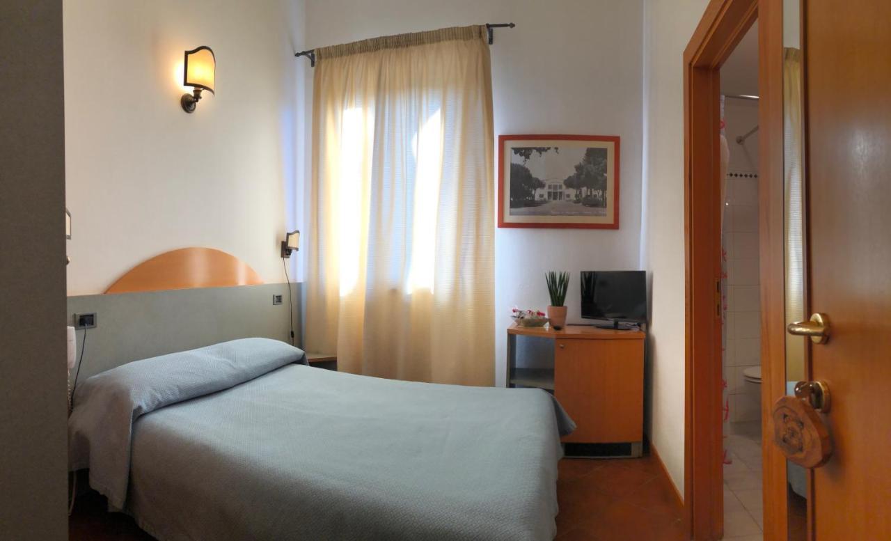 Locanda Menabuoi Donoratico Exterior photo