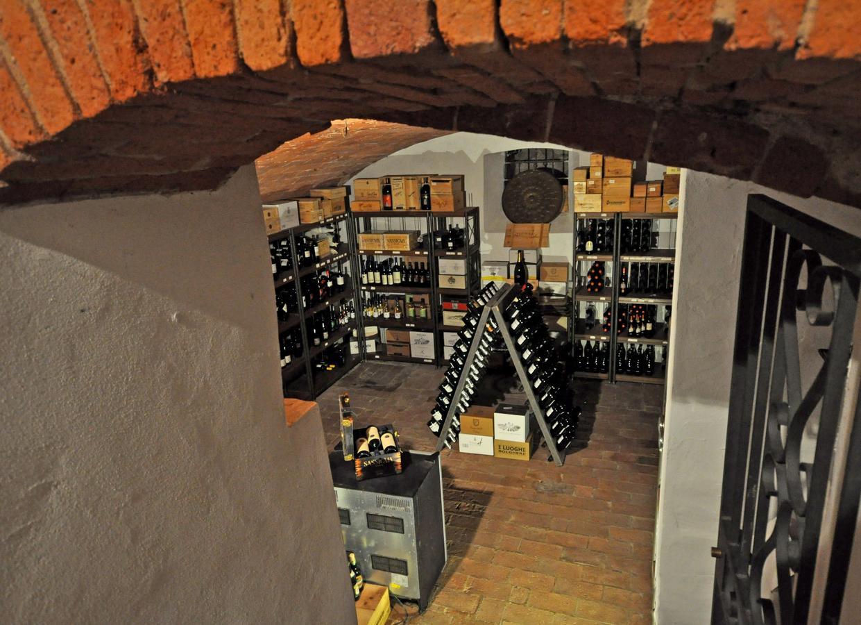Locanda Menabuoi Donoratico Exterior photo